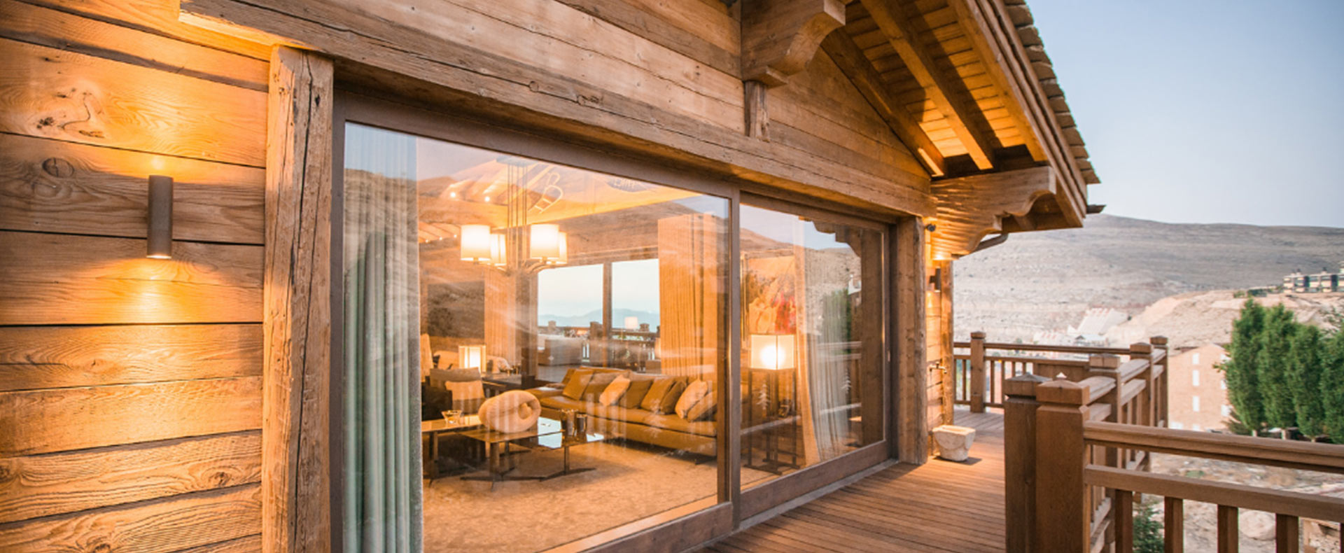Menuiserie Perrier, Menuisier - charpentier sur Courchevel, Meribel & Bozel - Création de chalet, agencement intérieur, bardage sur courchevel, merbile, bozel et sa vallée